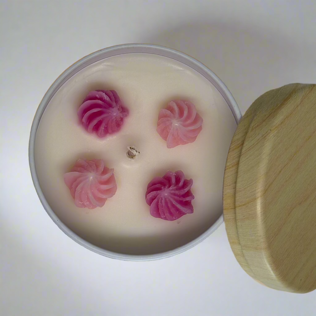 Roses in Wonderland - Scented Candle